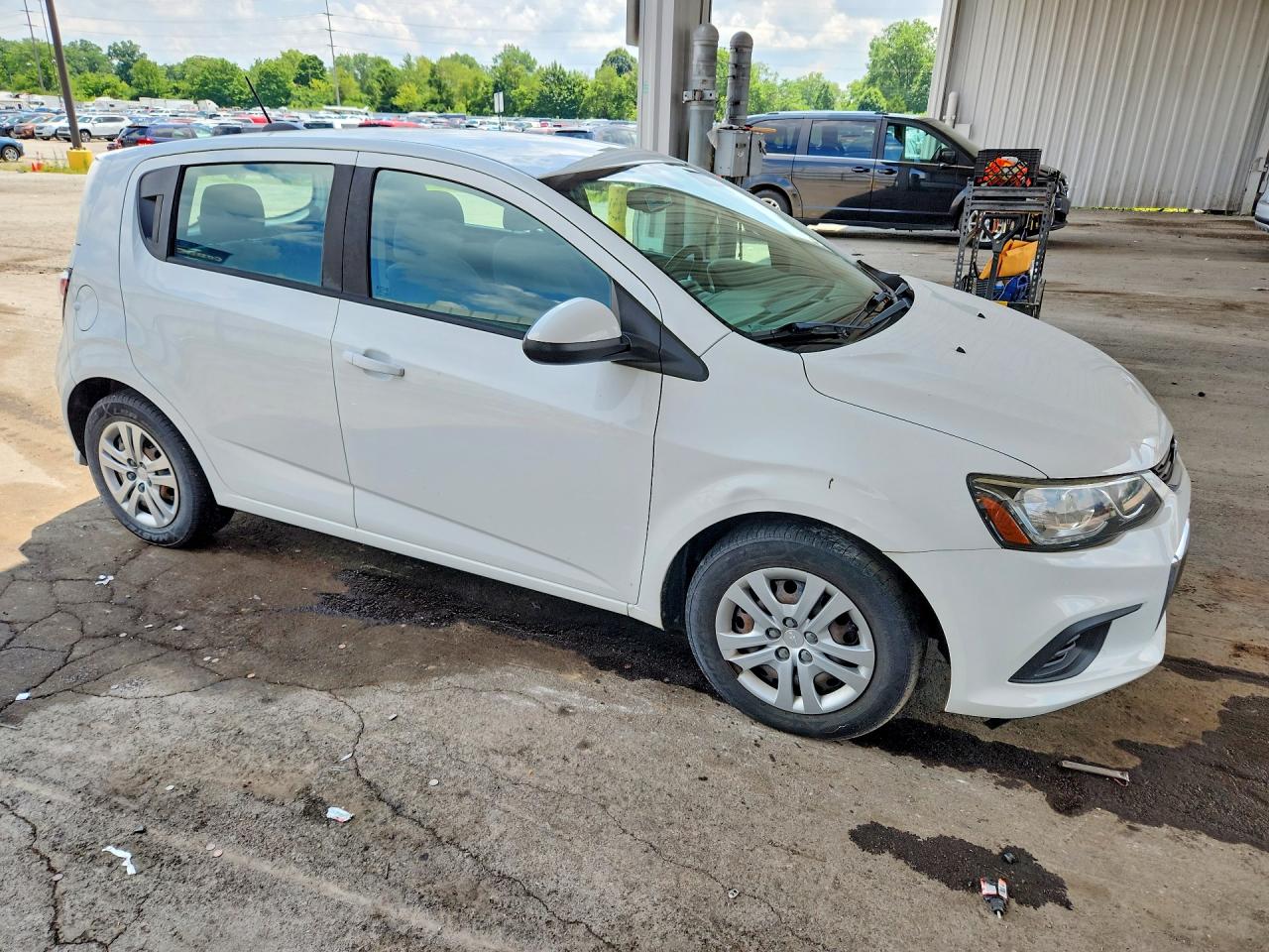 2017 CHEVROLET SONIC — снимка 4