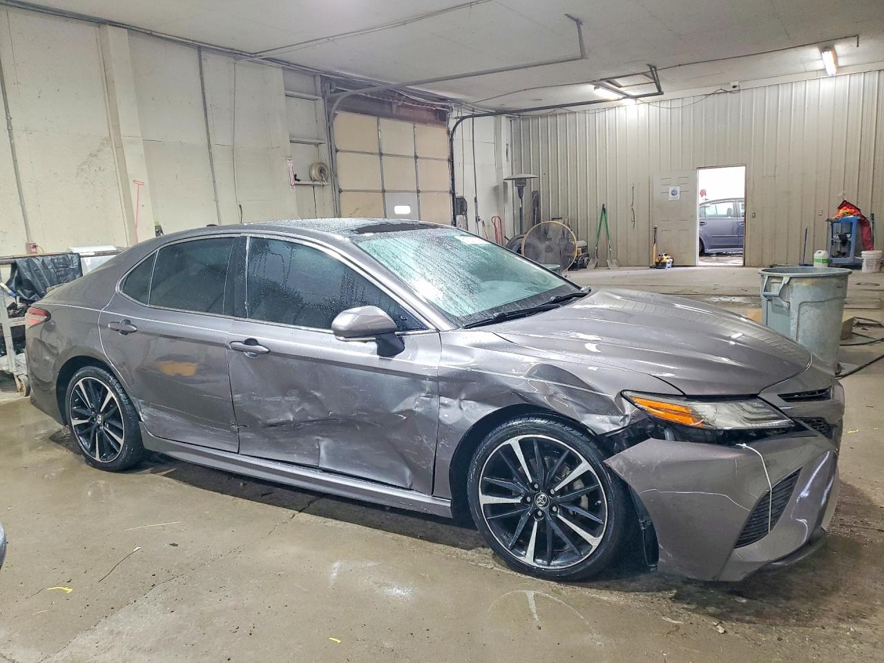 2018 TOYOTA CAMRY XSE V6 — снимка 4