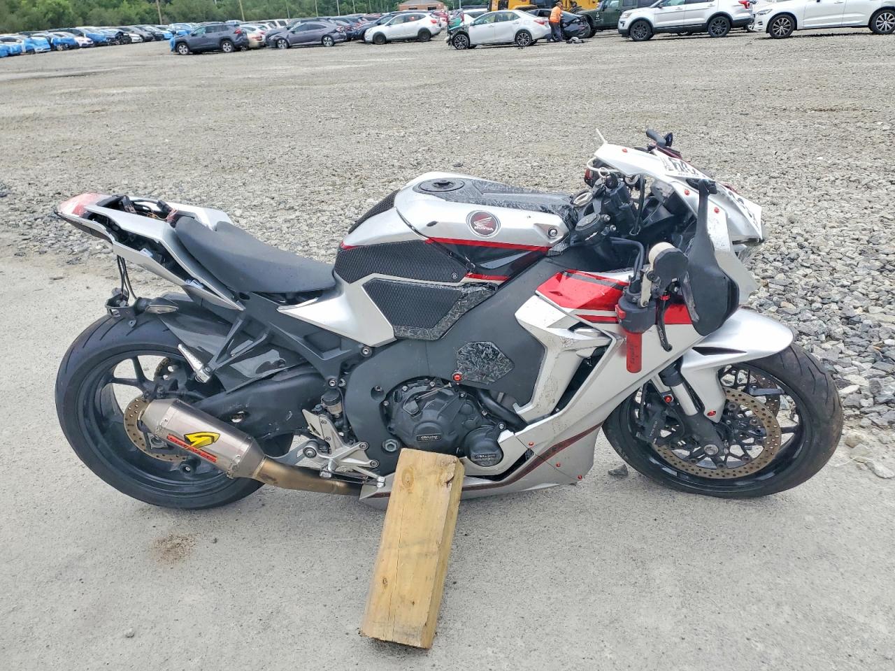 2017 HONDA CBR1000 RR