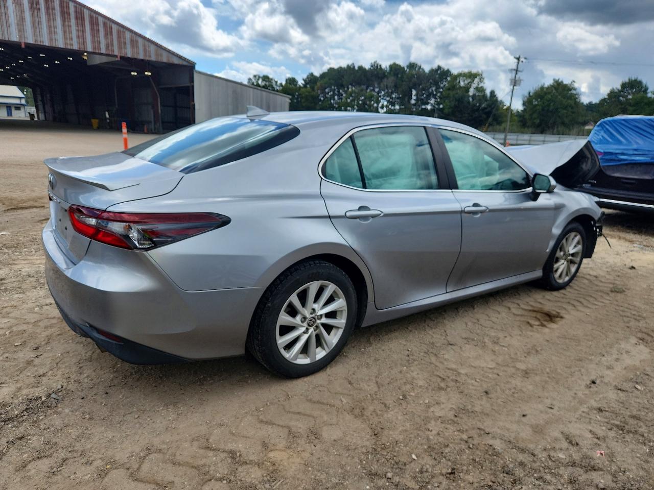 2022 TOYOTA CAMRY LE — снимка 3