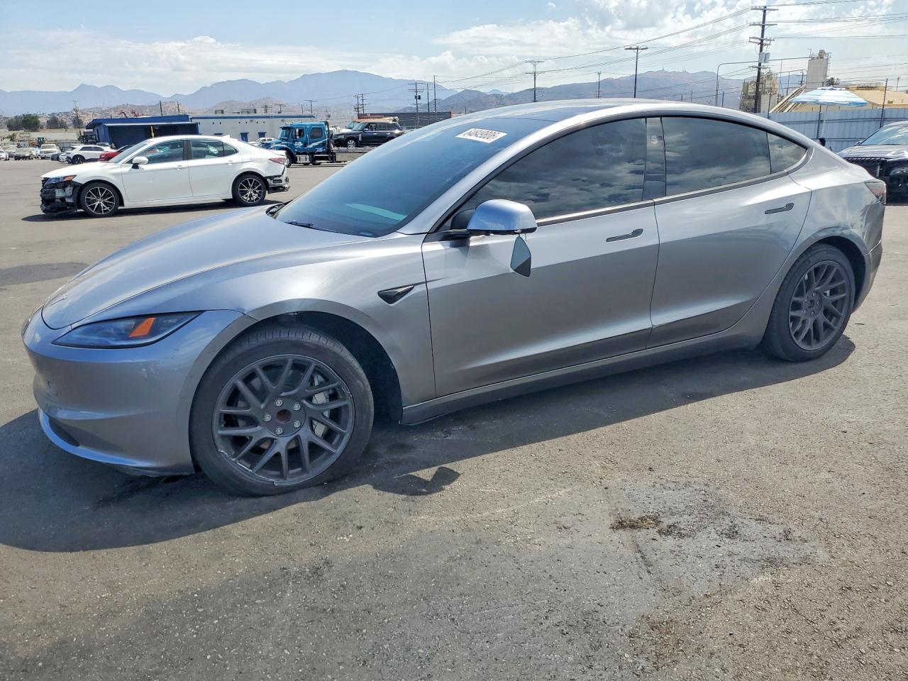 2025 TESLA MODEL 3