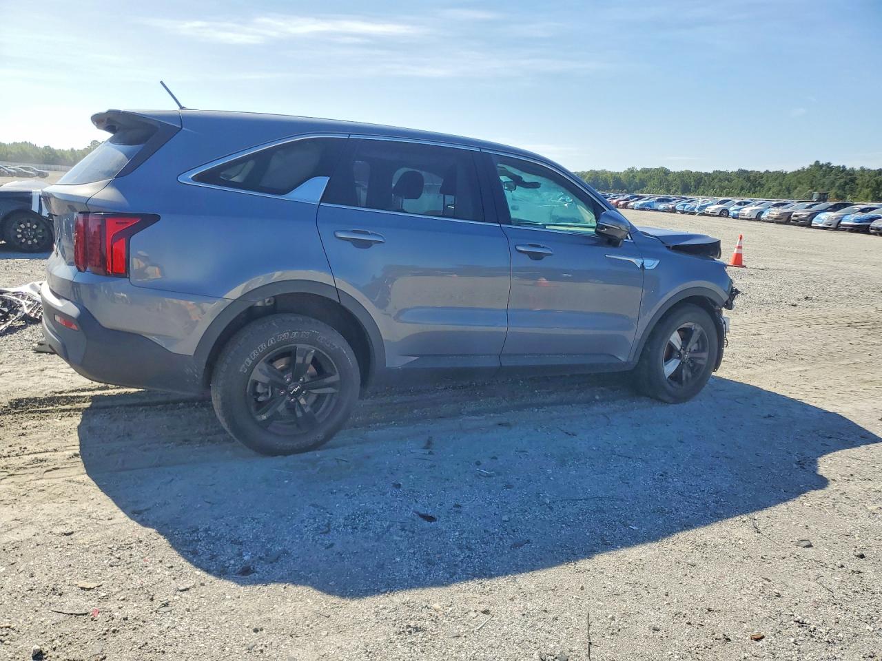 2023 KIA SORENTO LX — снимка 3