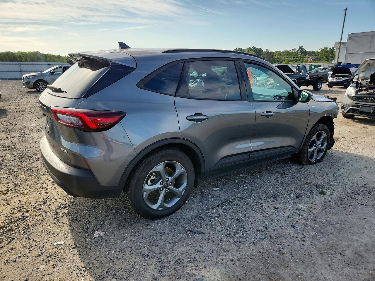 2025 FORD ESCAPE ST LINE SELECT — снимка 3