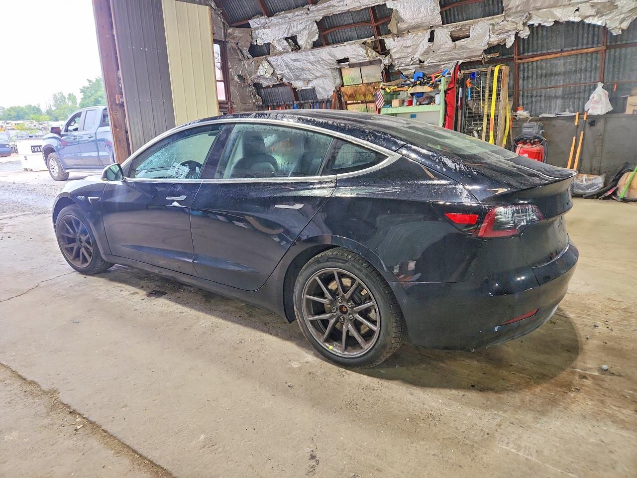 2018 TESLA MODEL 3 — снимка 2