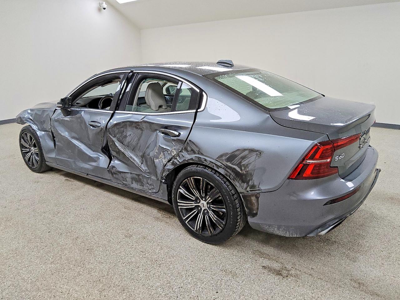 2019 VOLVO S60 T6 INSCRIPTION — снимка 2