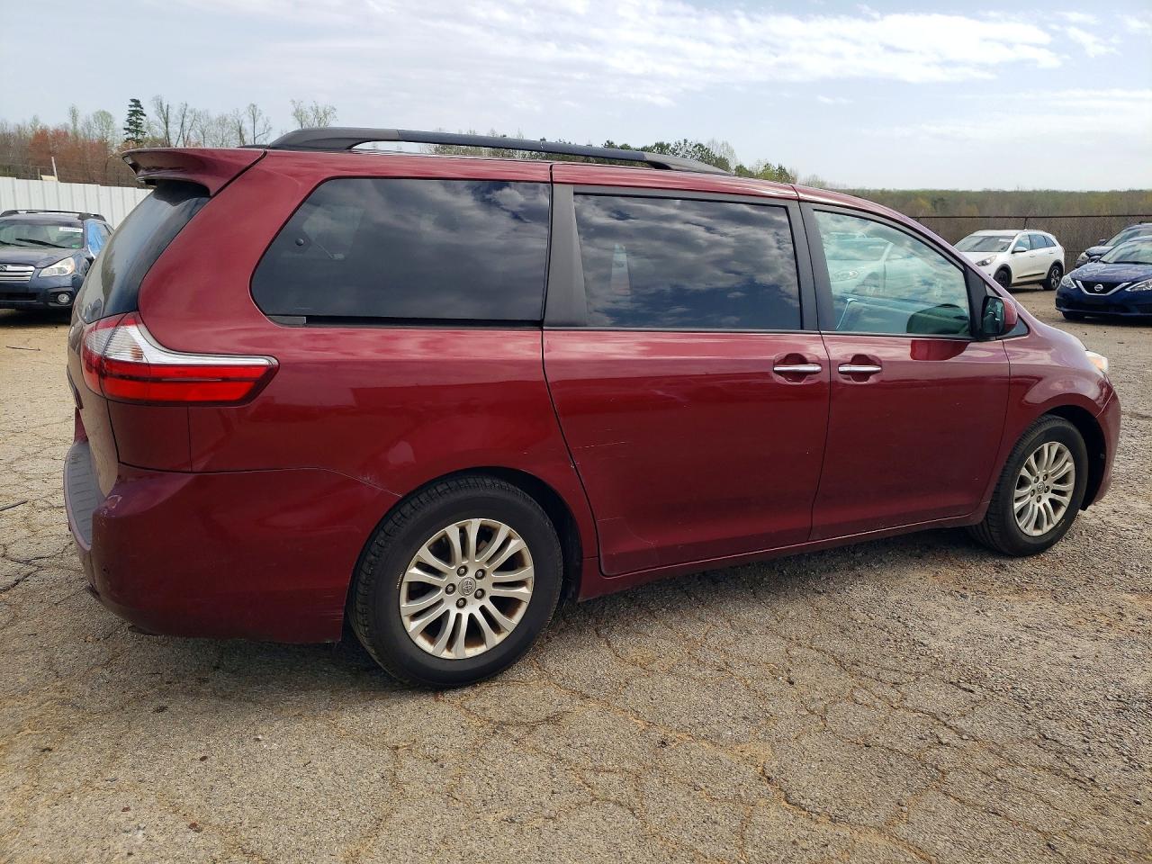 2016 TOYOTA SIENNA XLE 8-PASSENGER — снимка 3