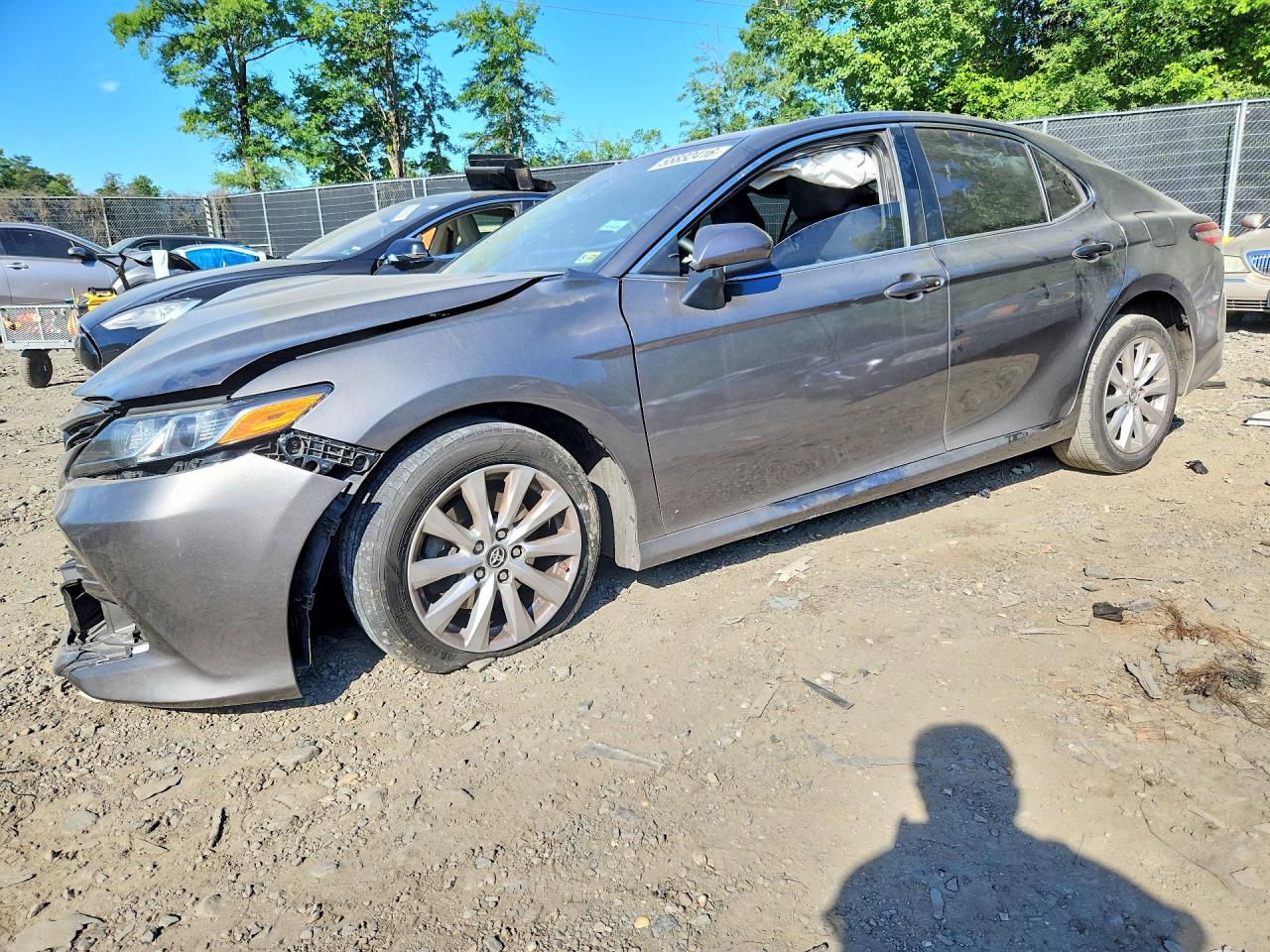 2018 TOYOTA CAMRY LE