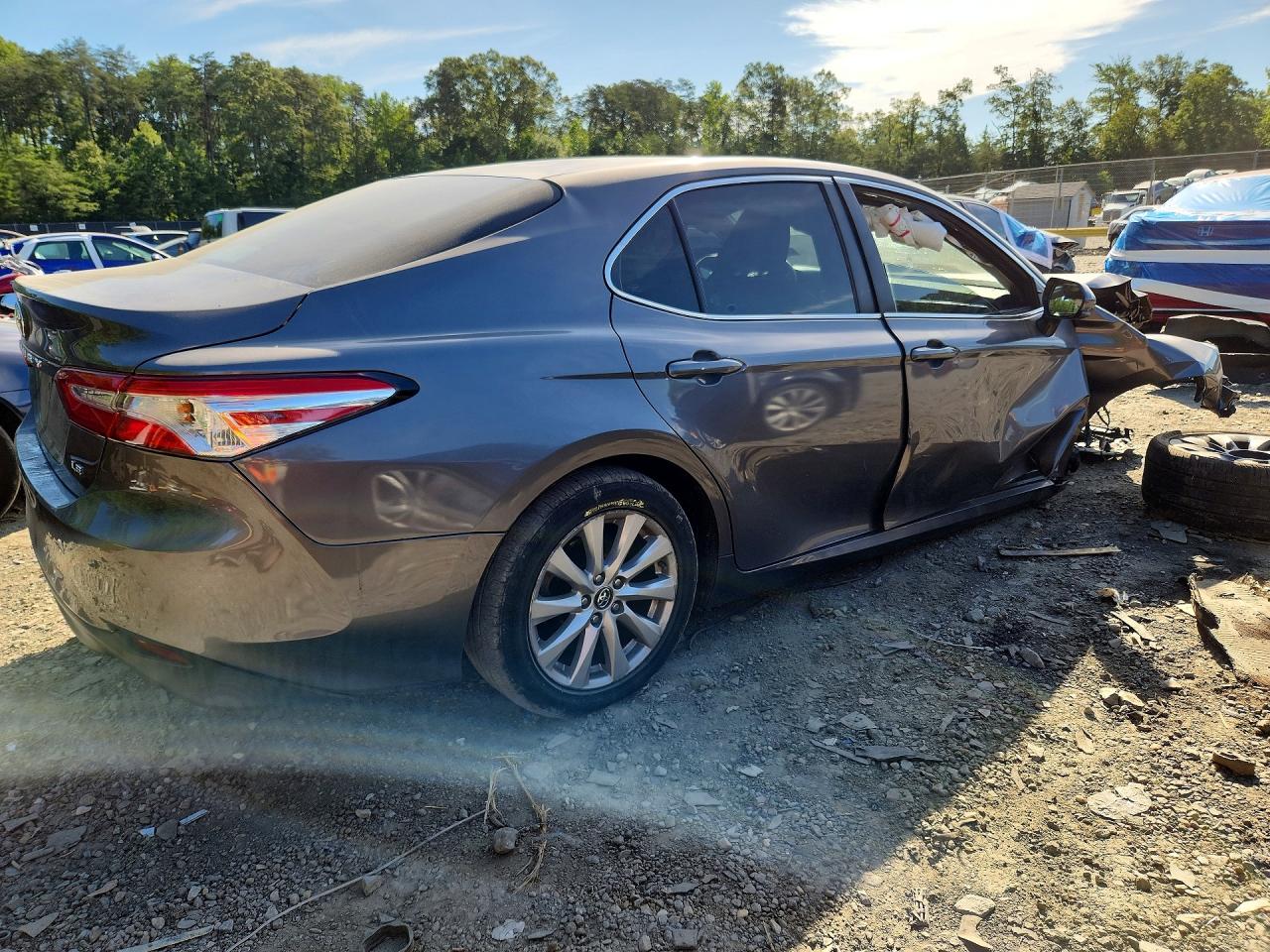 2018 TOYOTA CAMRY LE — снимка 3
