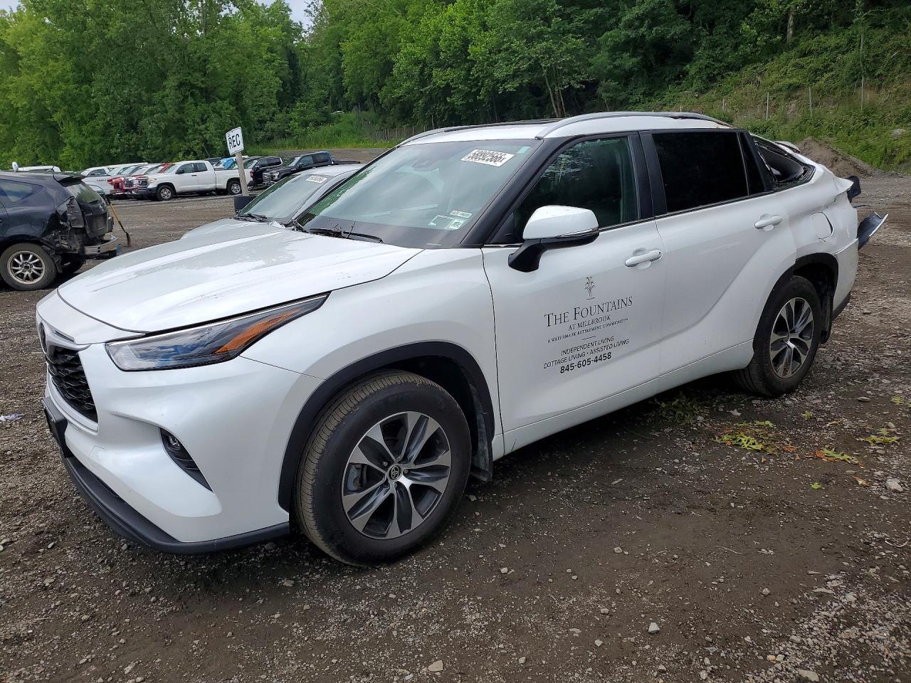 2025 TOYOTA HIGHLANDER XLE