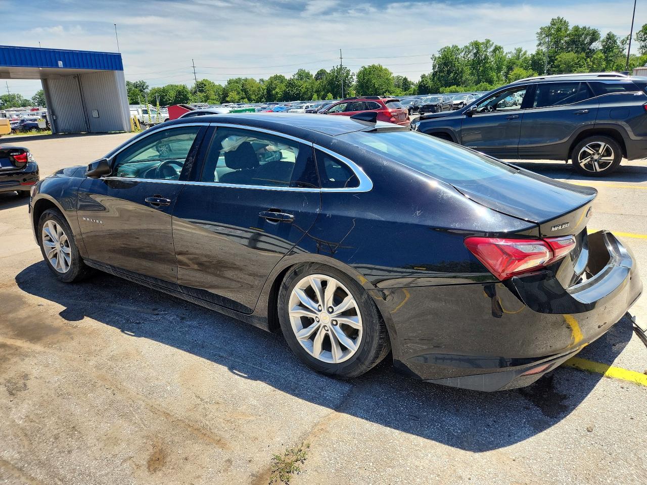 2021 CHEVROLET MALIBU LT — снимка 2