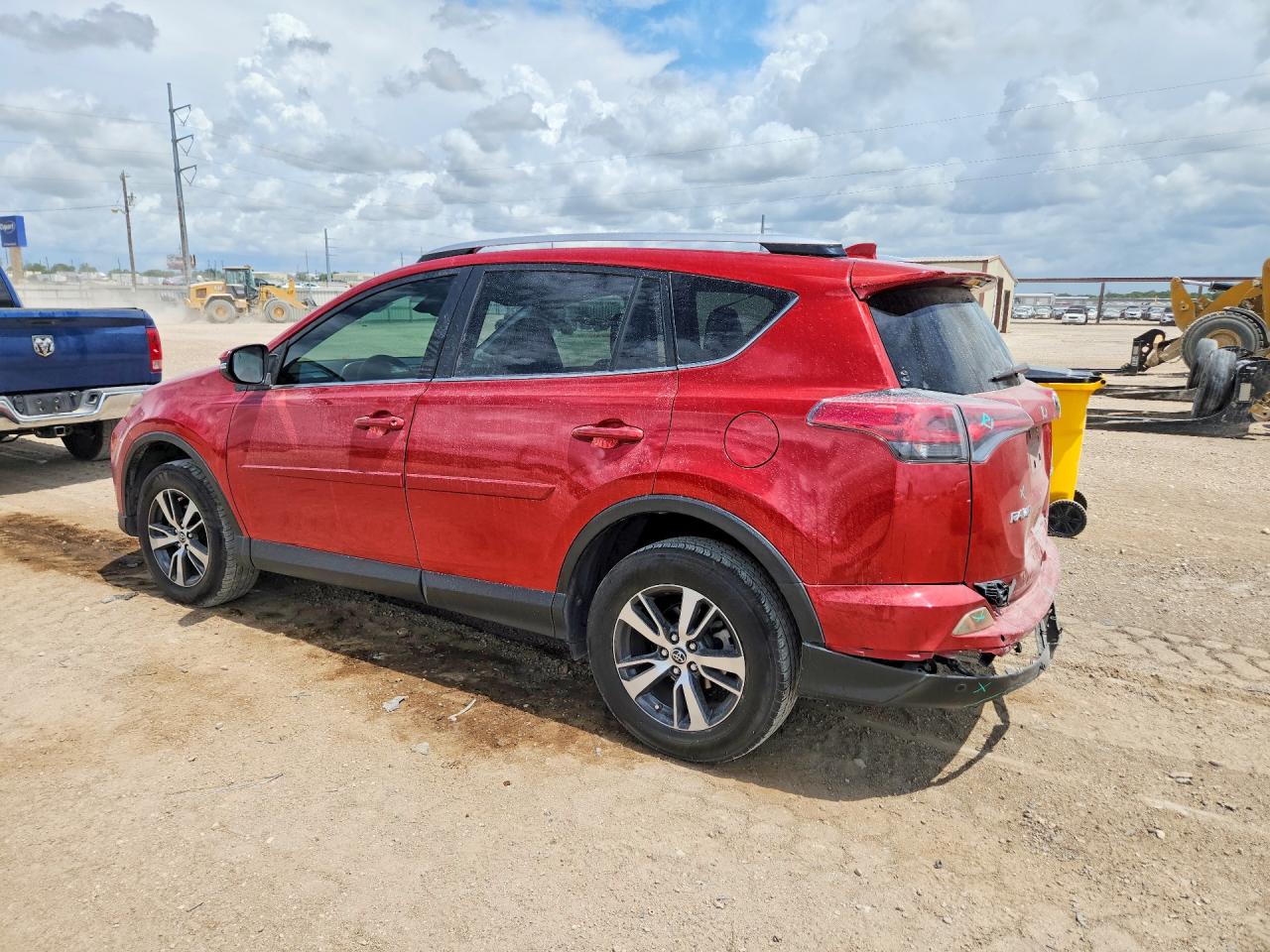 2016 TOYOTA RAV4 XLE — снимка 2