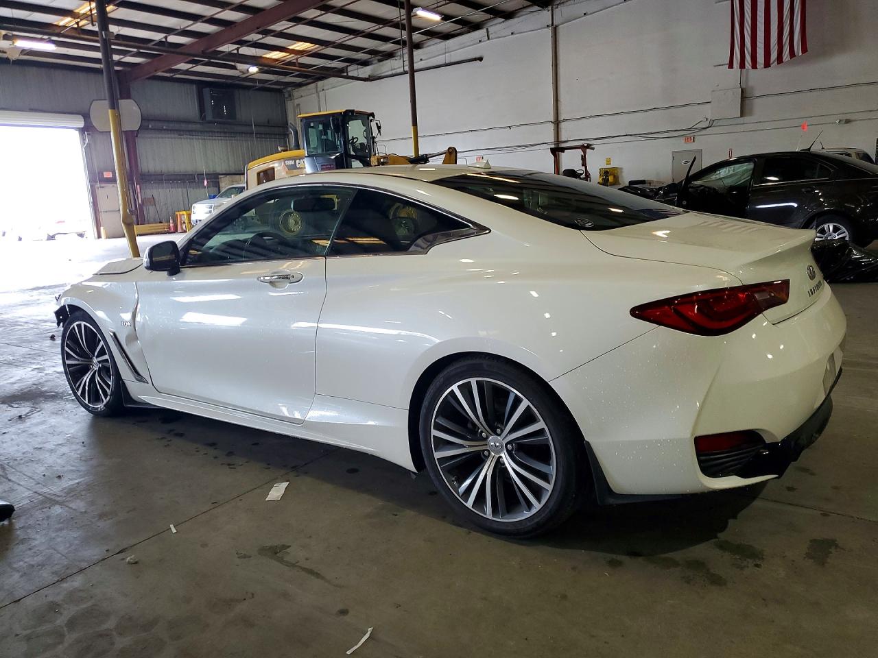 2017 INFINITI Q60 3.0T PREMIUM — снимка 2
