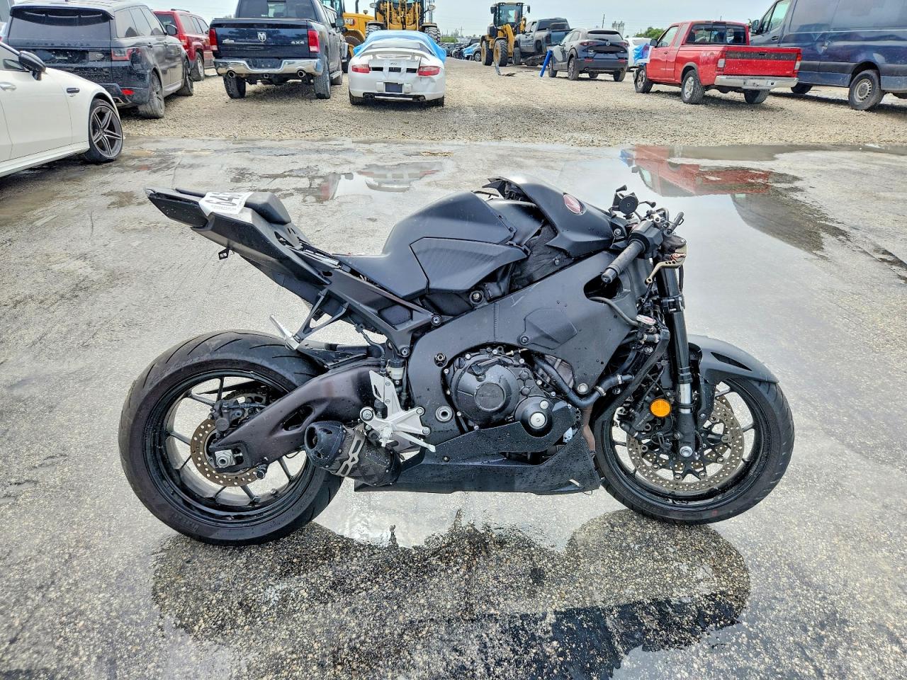 2017 HONDA CBR1000 RA