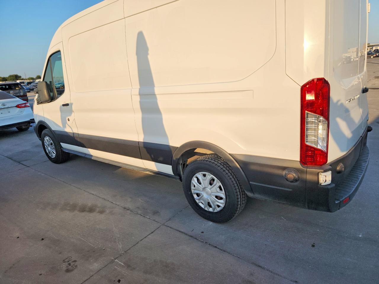 2019 FORD TRANSIT T-150 — снимка 2