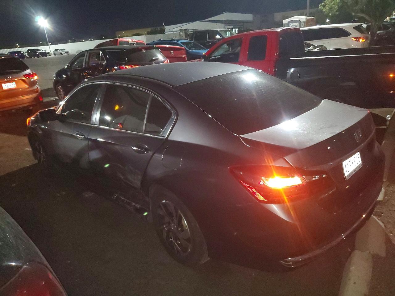 2016 HONDA ACCORD LX — снимка 2