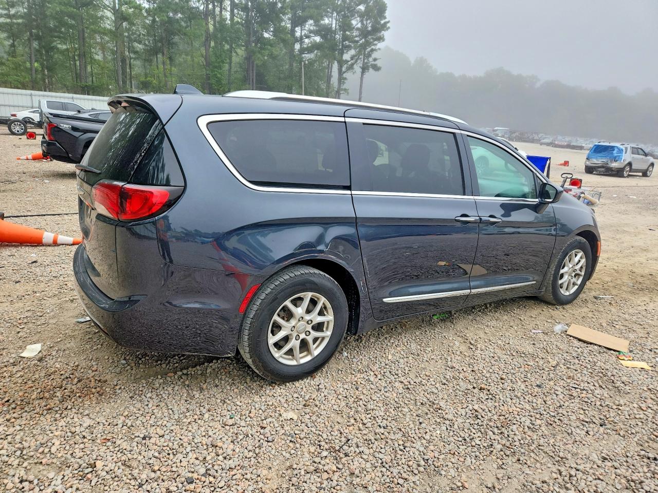 2020 CHRYSLER PACIFICA TOURING L — снимка 3