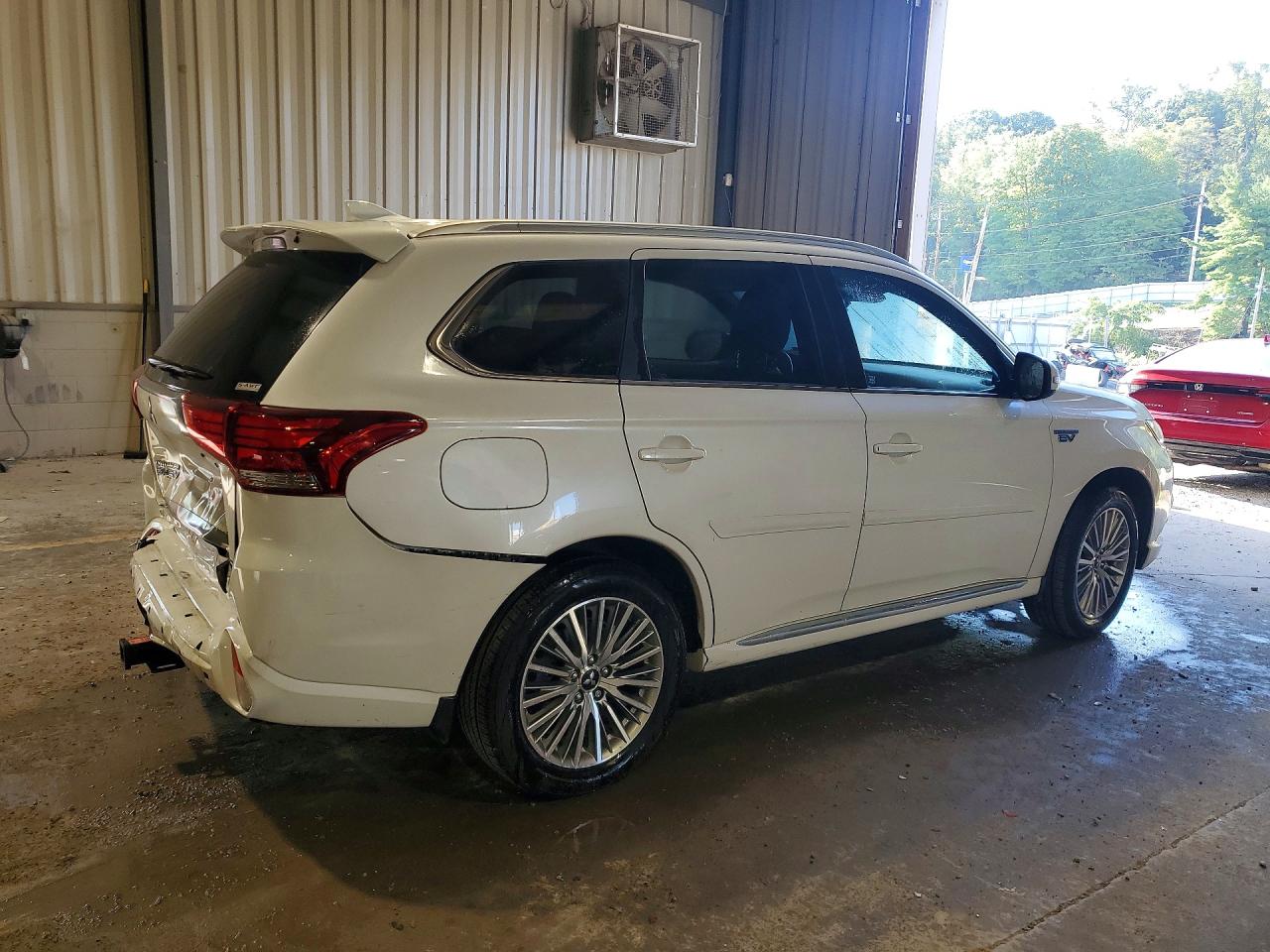 2021 MITSUBISHI OUTLANDER FE — снимка 3