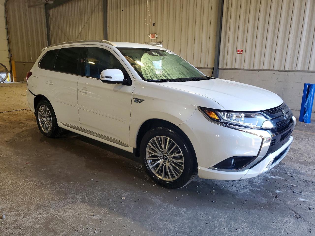 2021 MITSUBISHI OUTLANDER FE — снимка 4