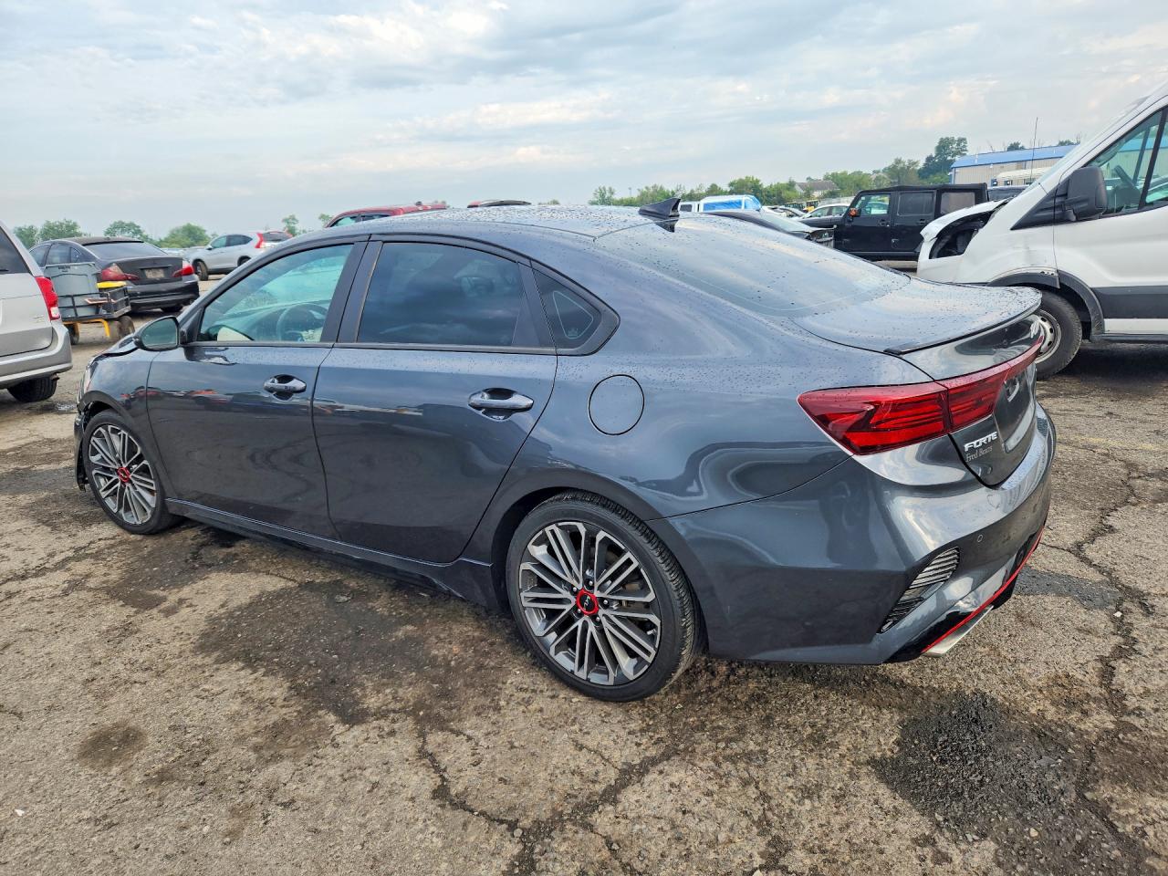 2024 KIA FORTE GT — снимка 2