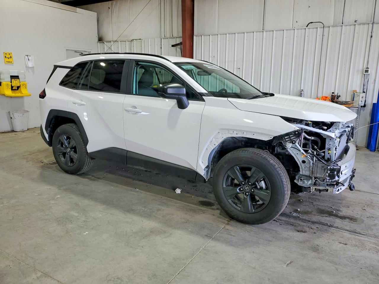 2026 TOYOTA RAV4 LE — снимка 4