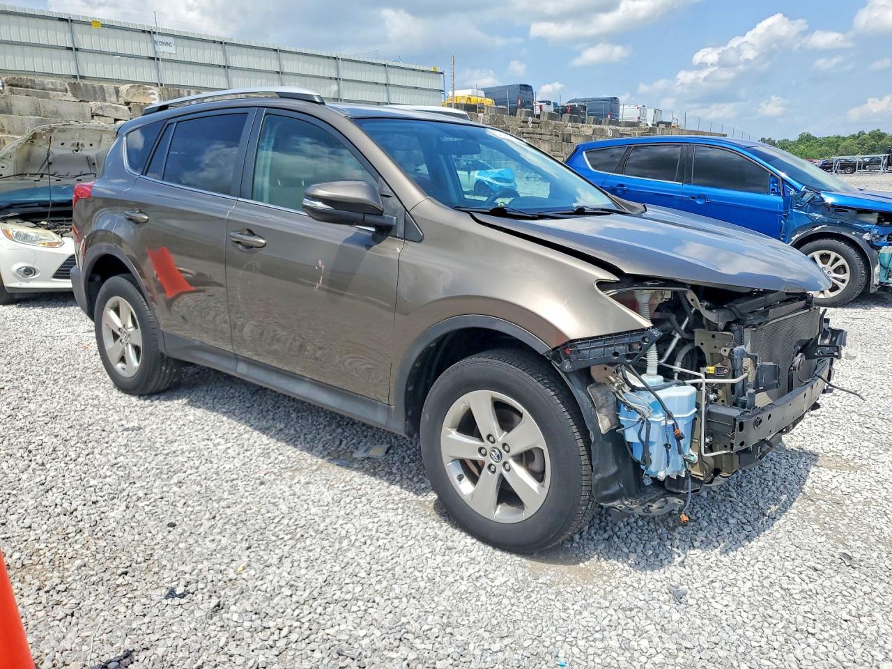 2015 TOYOTA RAV4 XLE — снимка 4