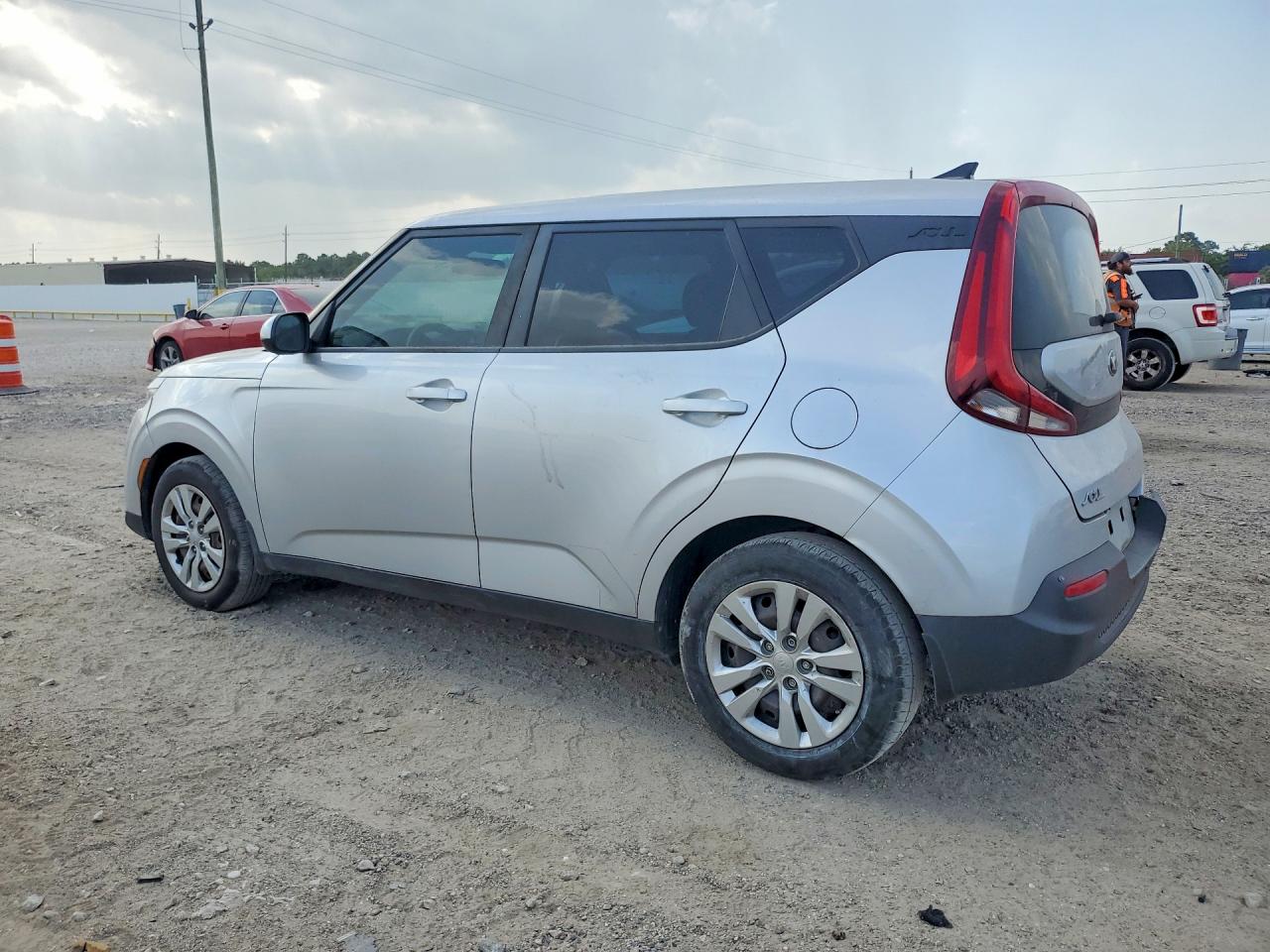 2020 KIA SOUL LX — снимка 2