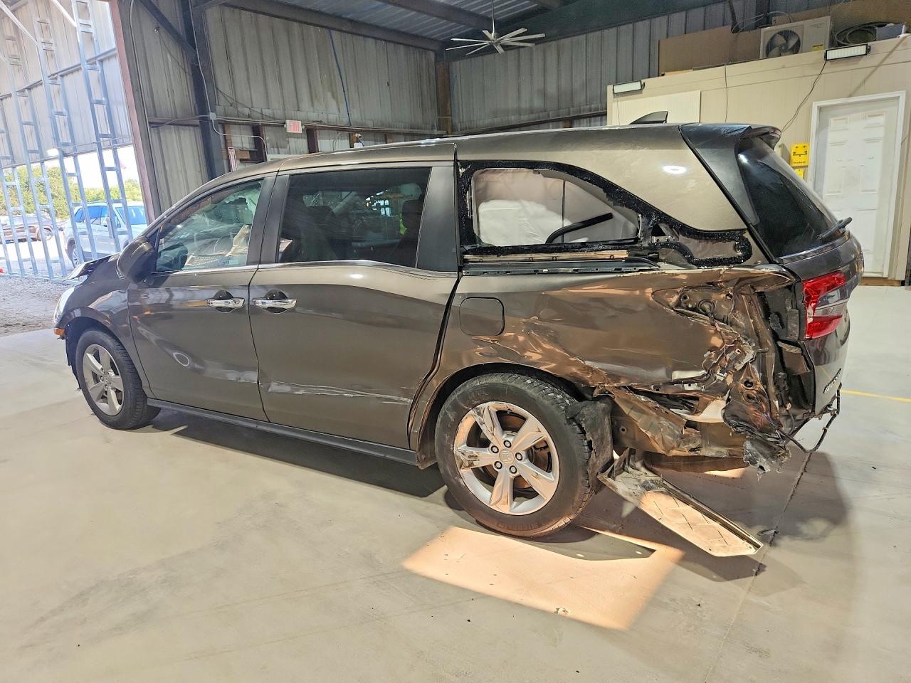 2019 HONDA ODYSSEY EXL — снимка 2