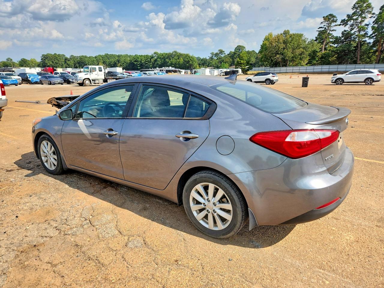 2016 KIA FORTE LX — снимка 2