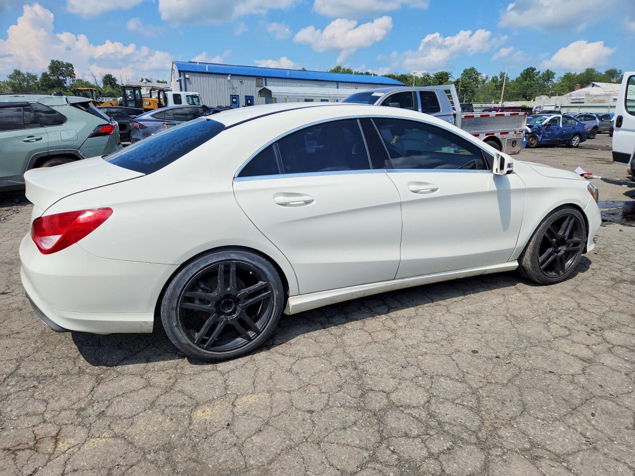 2017 MERCEDES-BENZ CLA 250 — снимка 3