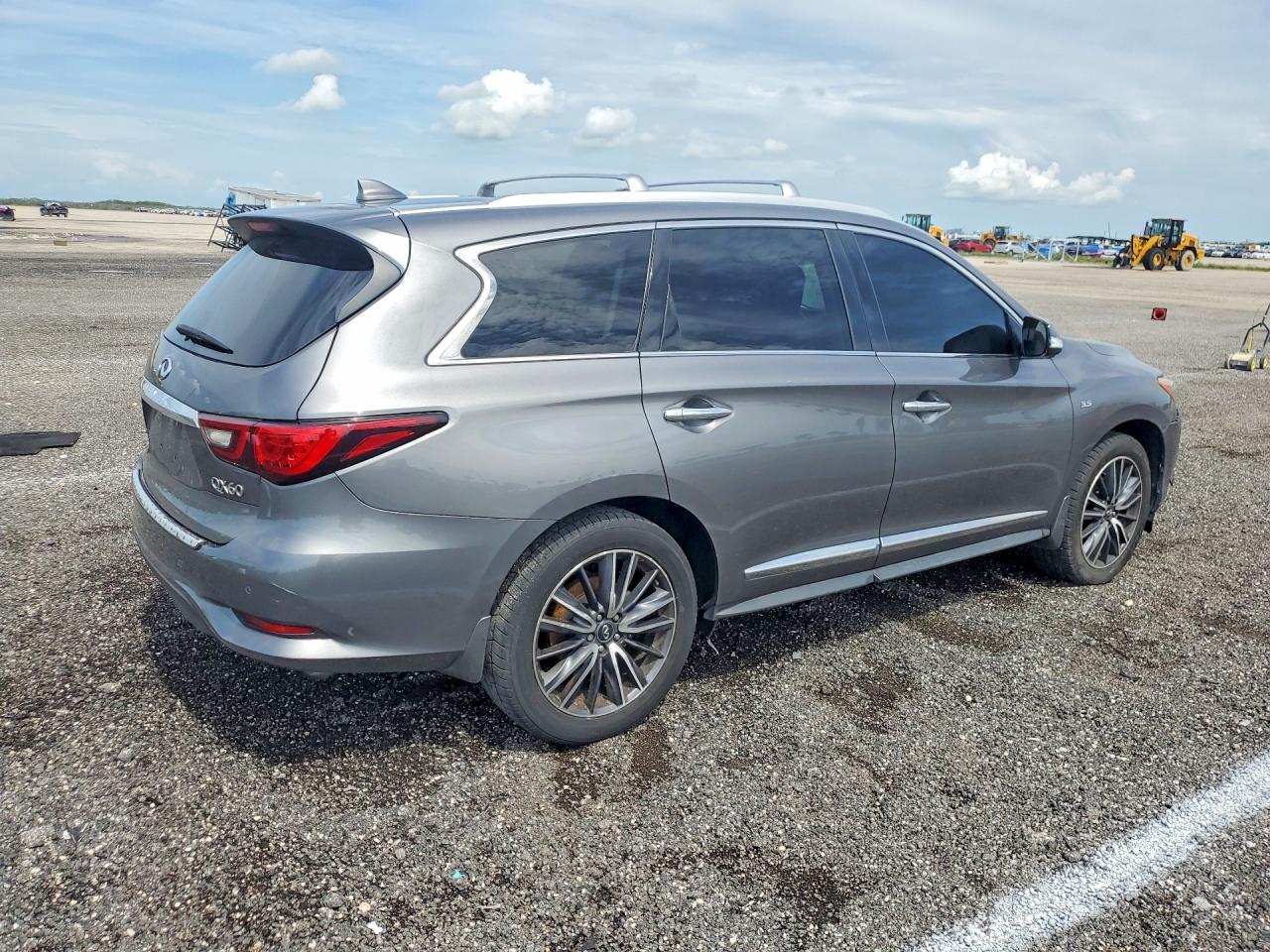 2020 INFINITI QX60 LUXE — снимка 3