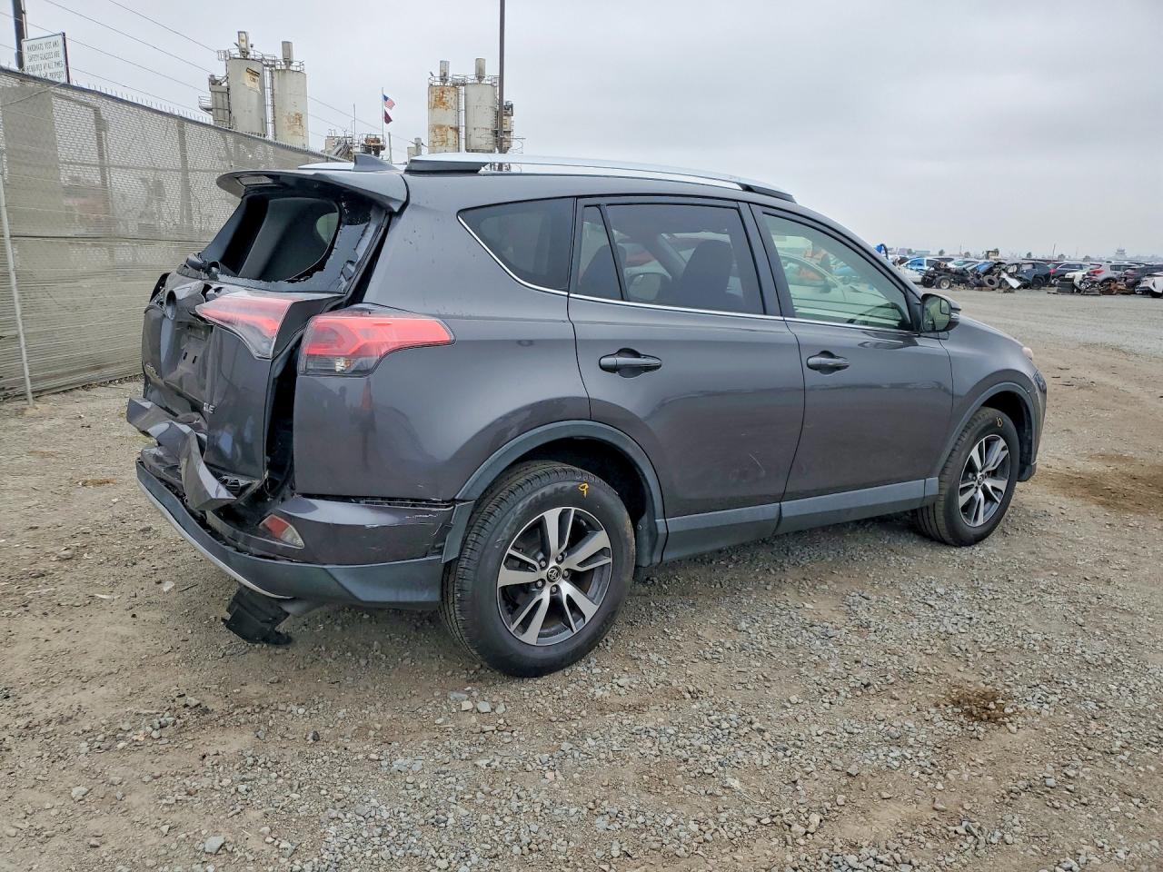 2016 TOYOTA RAV4 XLE — снимка 3