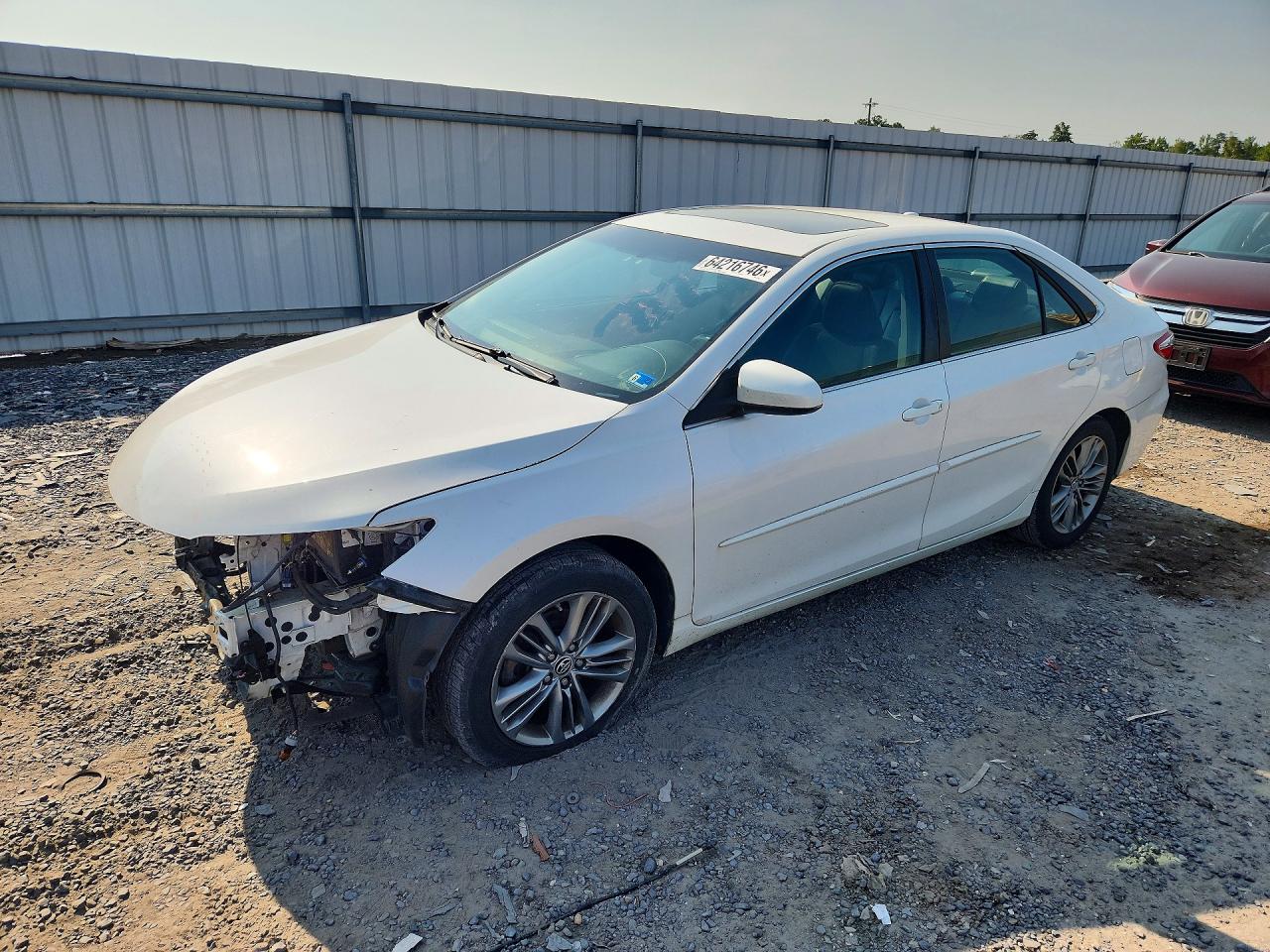2015 TOYOTA CAMRY SE