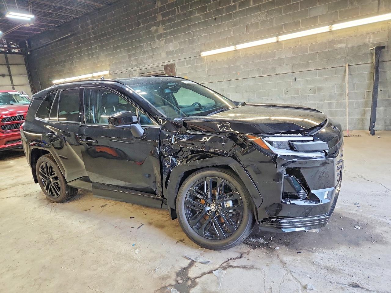 2026 TOYOTA RAV4 XSE — снимка 4