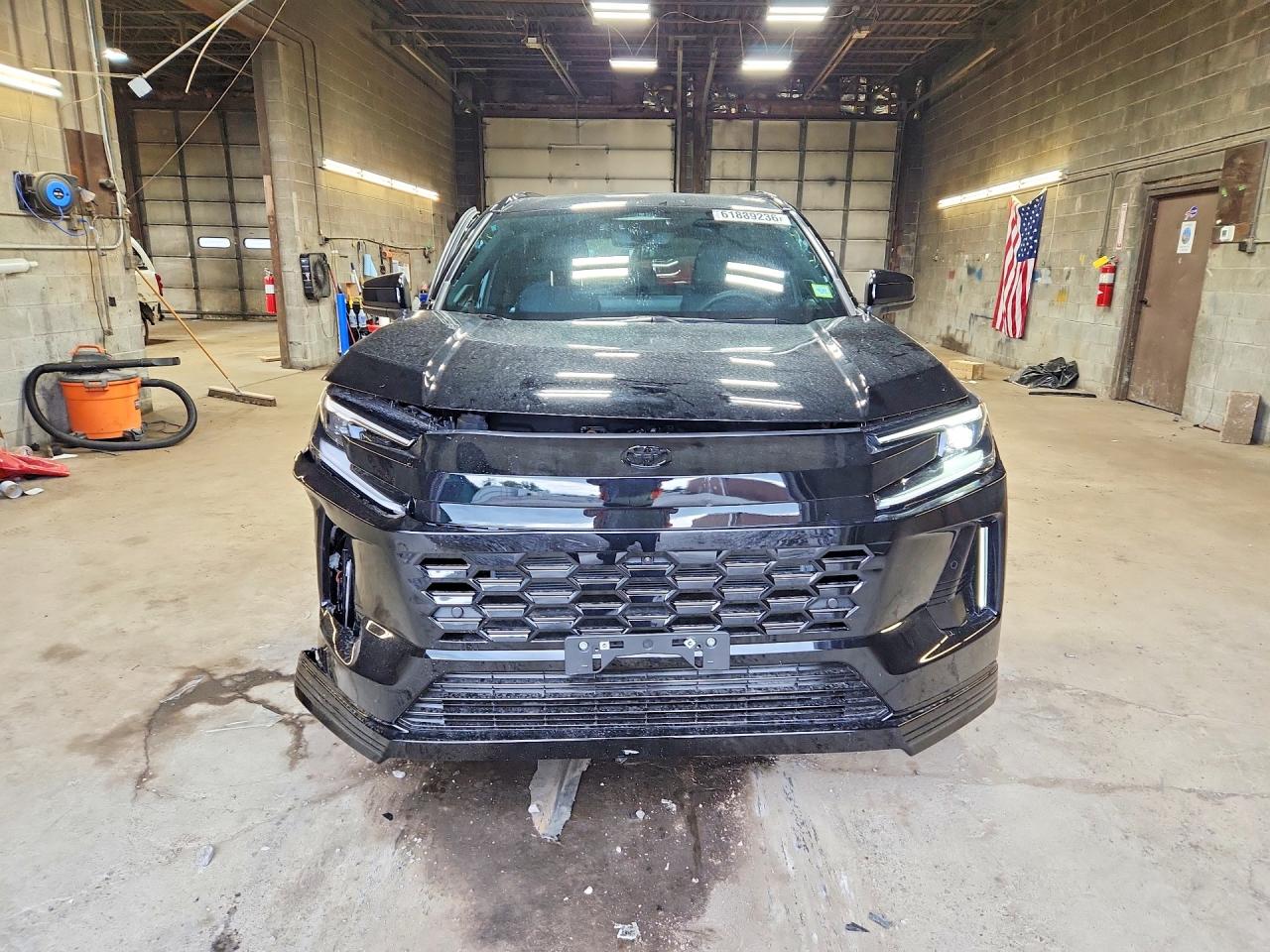 2026 TOYOTA RAV4 XSE — снимка 5