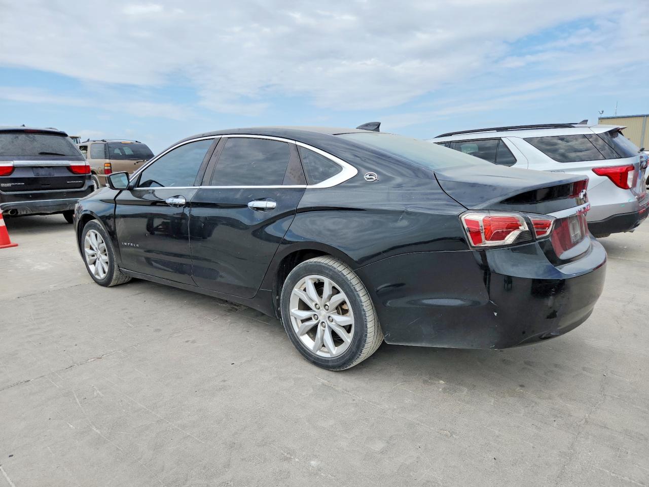 2017 CHEVROLET IMPALA LT — снимка 2