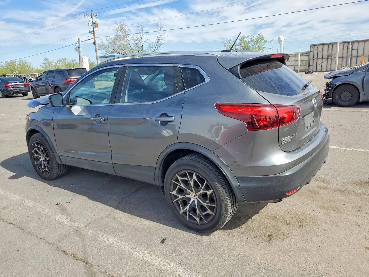 2018 NISSAN ROGUE SPORT SV — снимка 2
