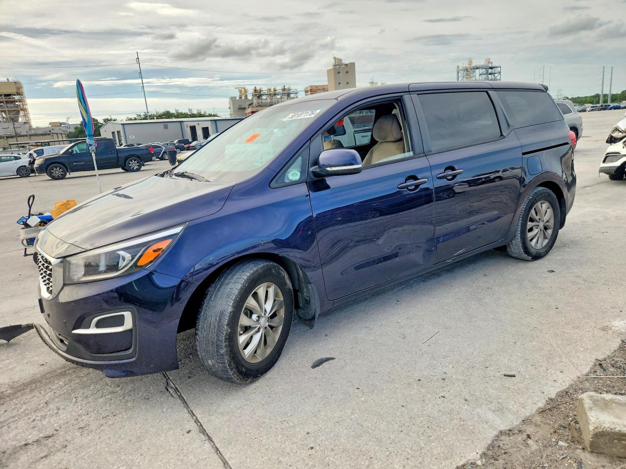 2019 KIA SEDONA LX