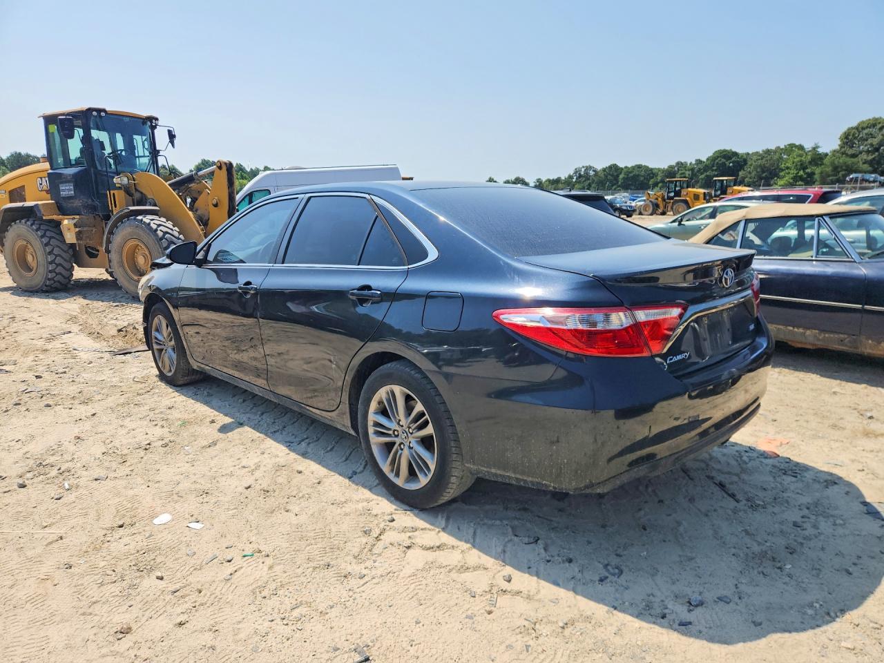 2017 TOYOTA CAMRY SE — снимка 2