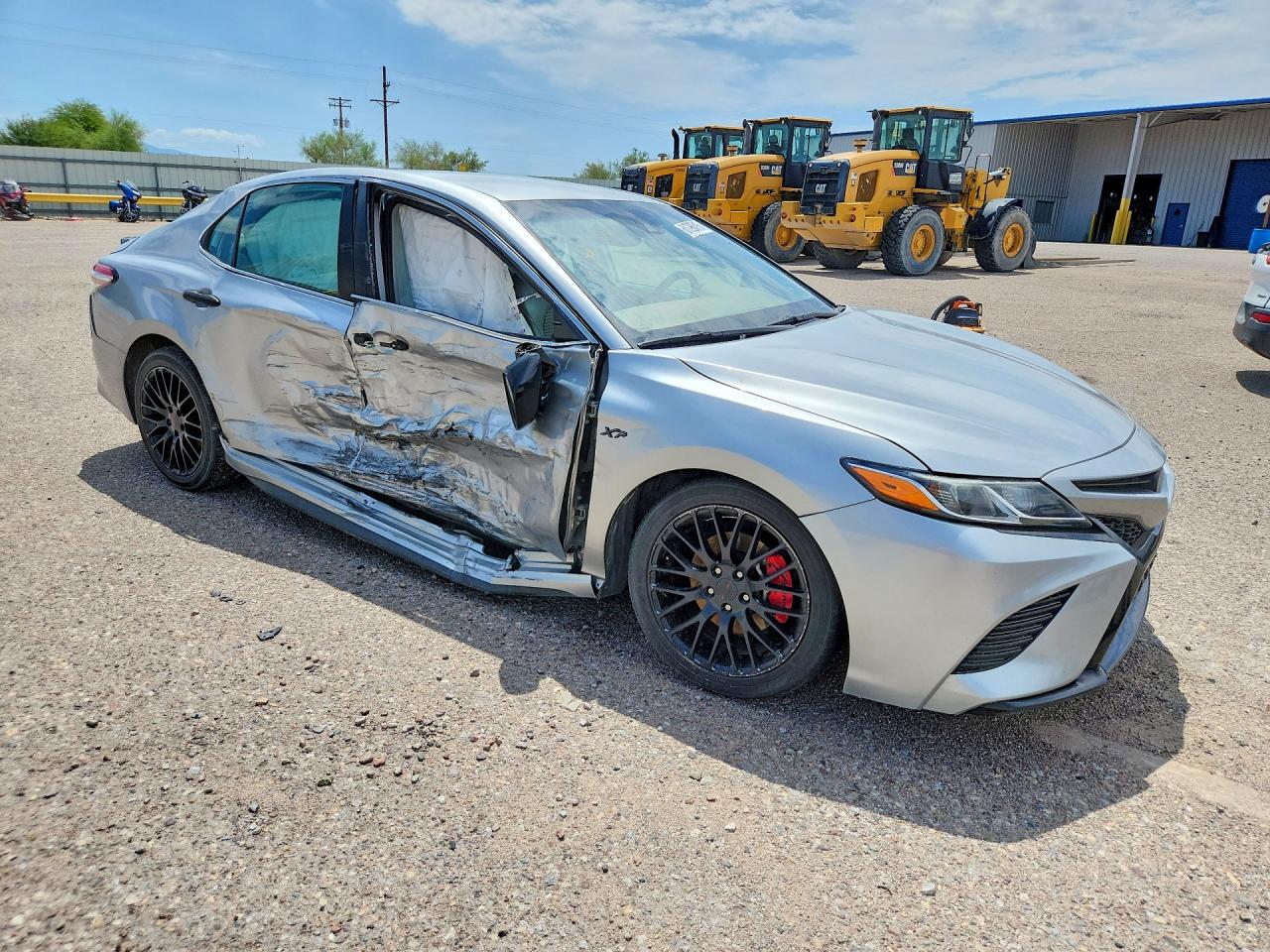2020 TOYOTA CAMRY SE — снимка 4
