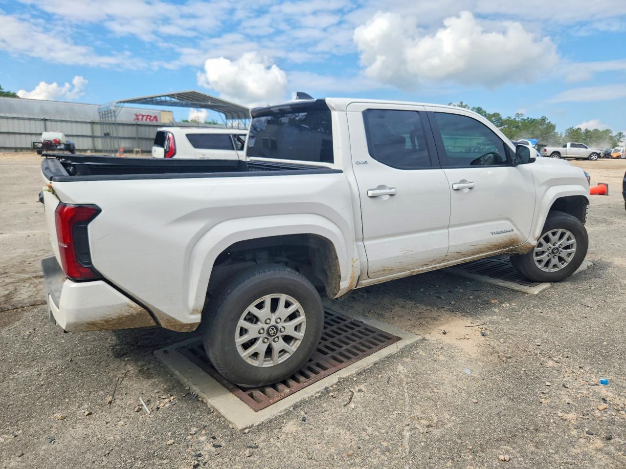 2025 TOYOTA TACOMA — снимка 3