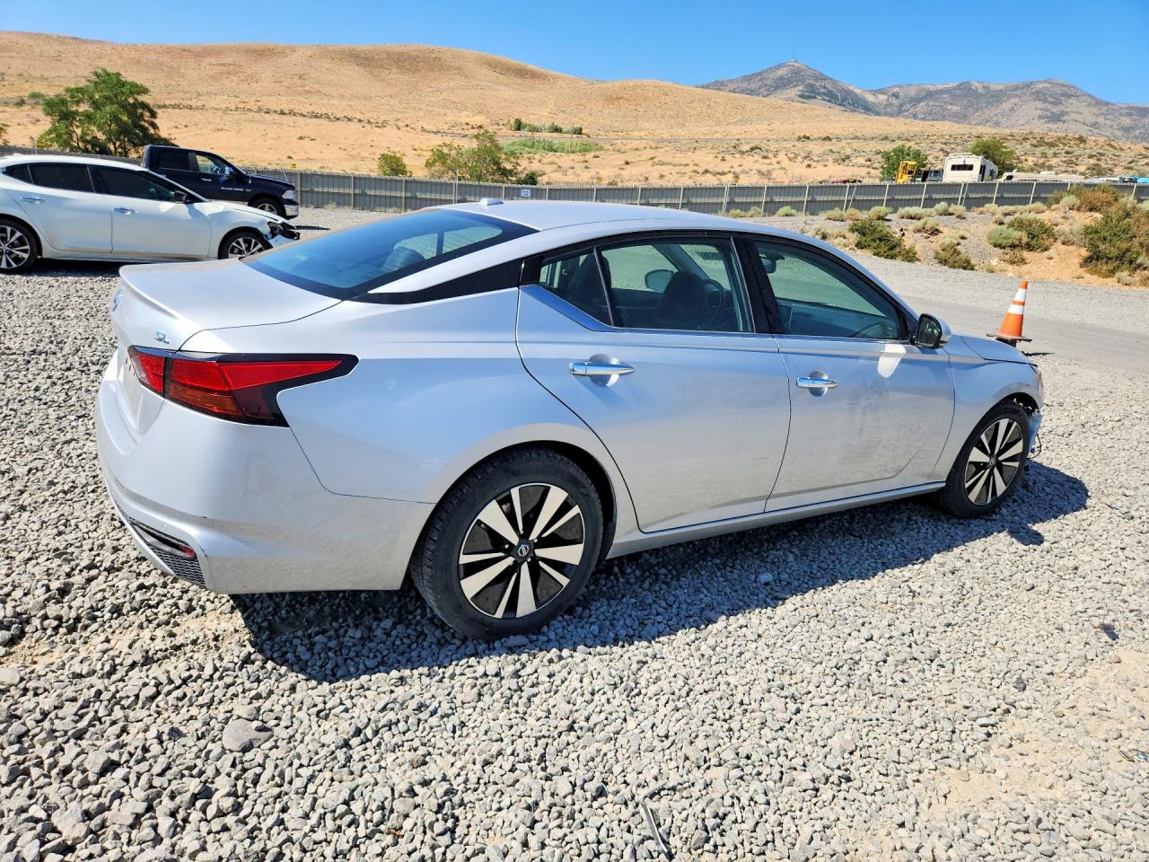 2020 NISSAN ALTIMA SL — снимка 3