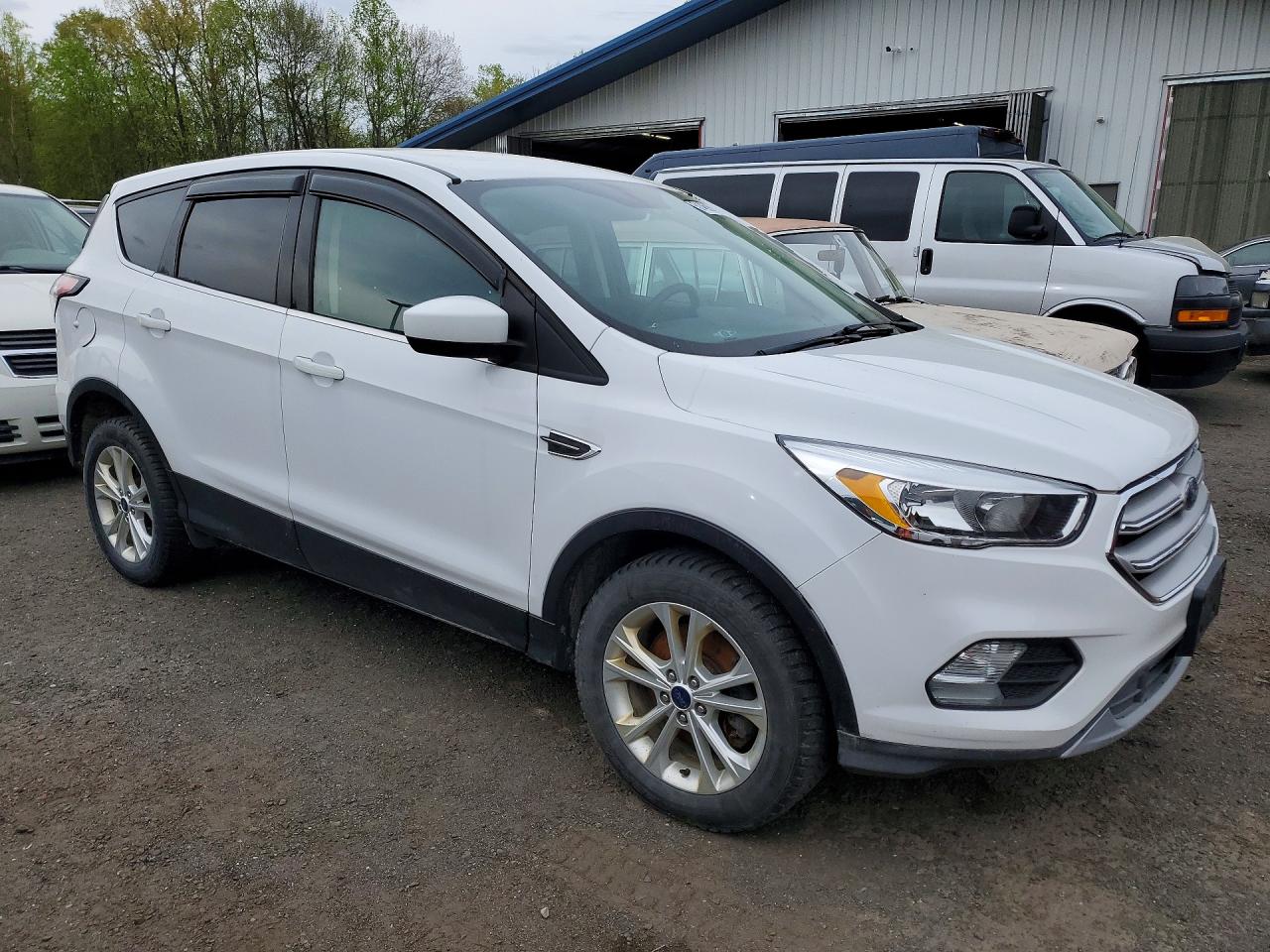 2017 FORD ESCAPE SE — снимка 4