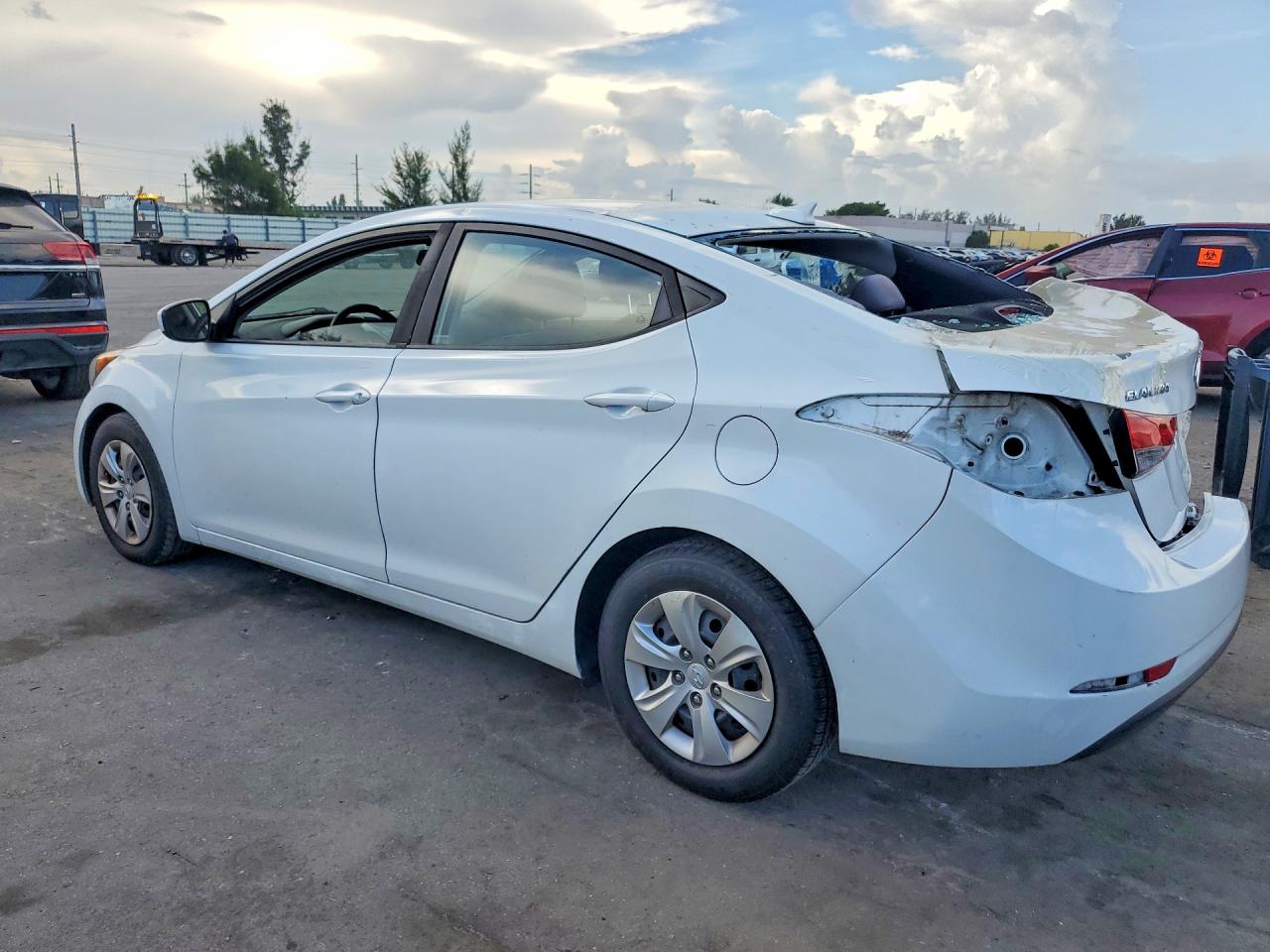 2016 HYUNDAI ELANTRA SE — снимка 2