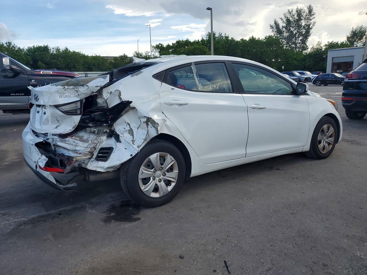 2016 HYUNDAI ELANTRA SE — снимка 3
