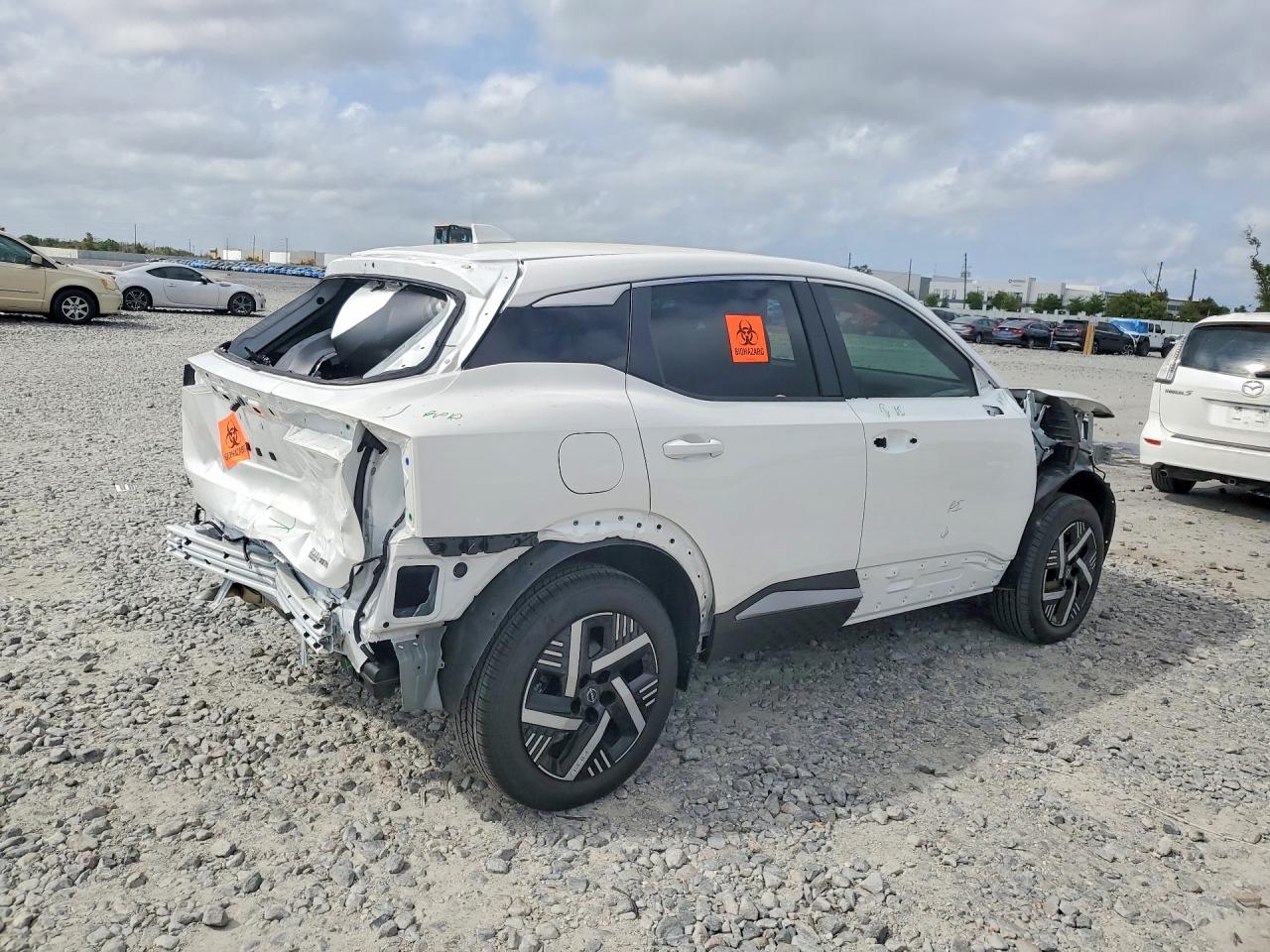 2025 NISSAN KICKS SV — снимка 3