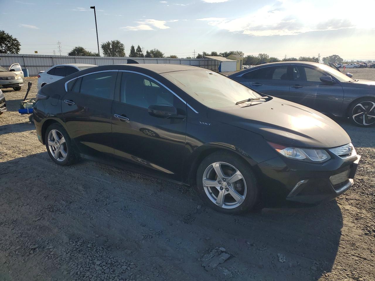 2017 CHEVROLET VOLT LT — снимка 4