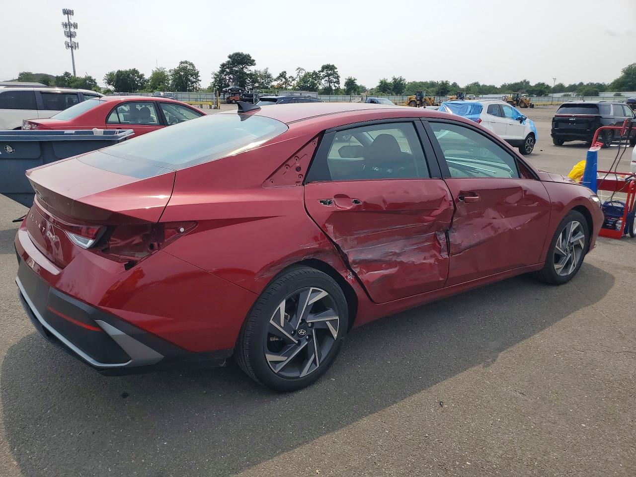 2024 HYUNDAI ELANTRA SEL — снимка 3