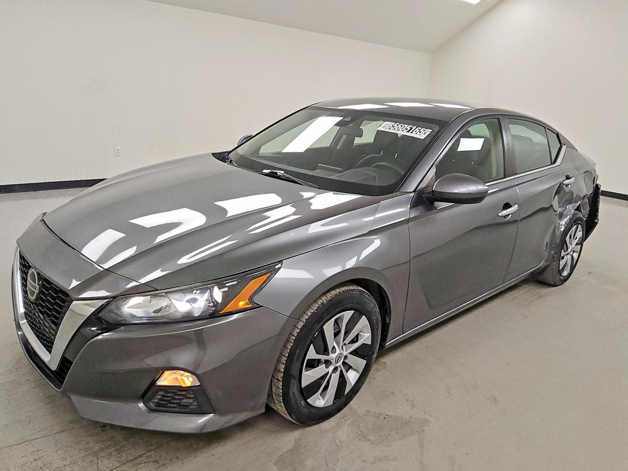 2022 NISSAN ALTIMA S