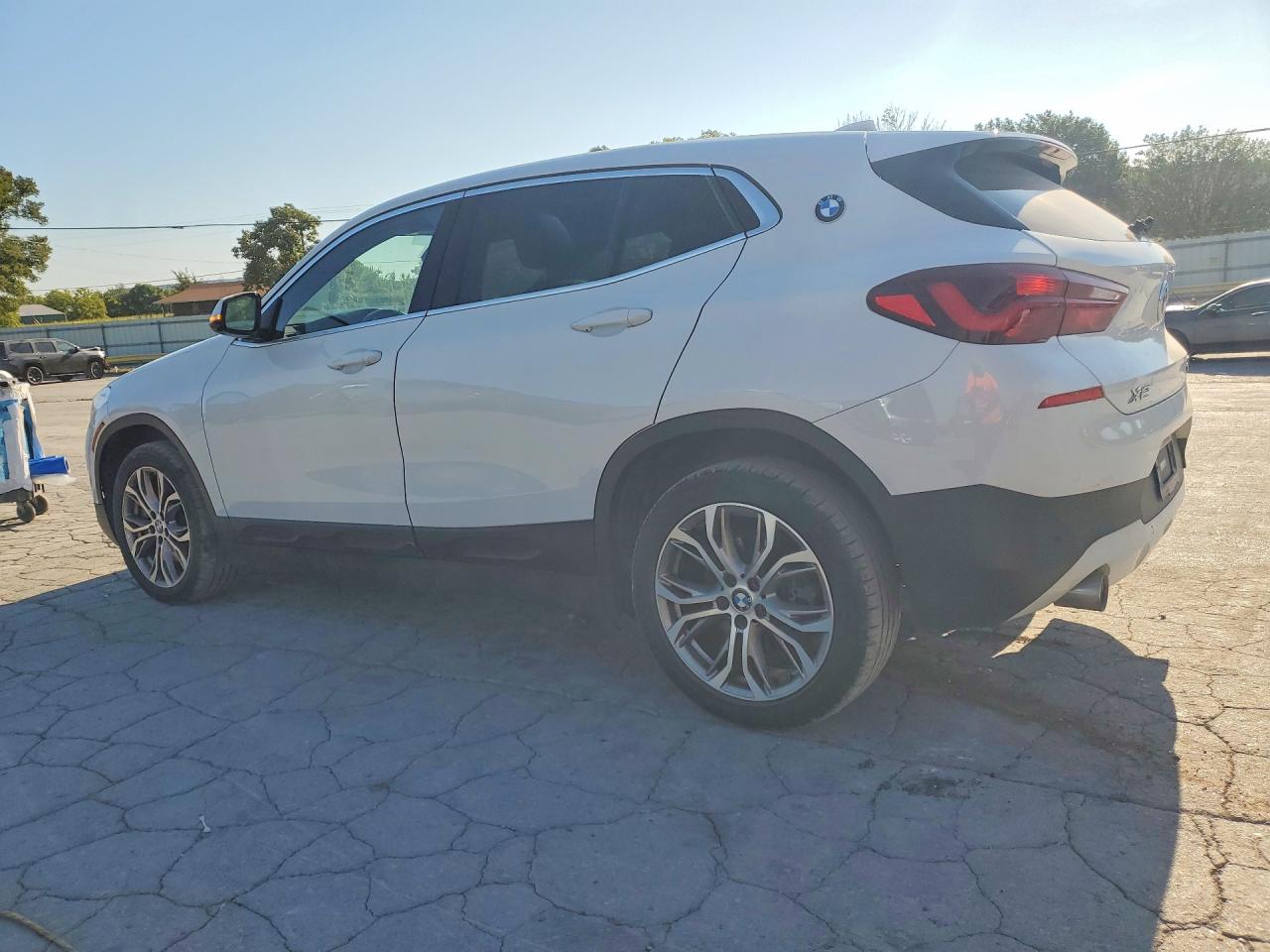 2022 BMW X2 XDRIVE28I — снимка 2