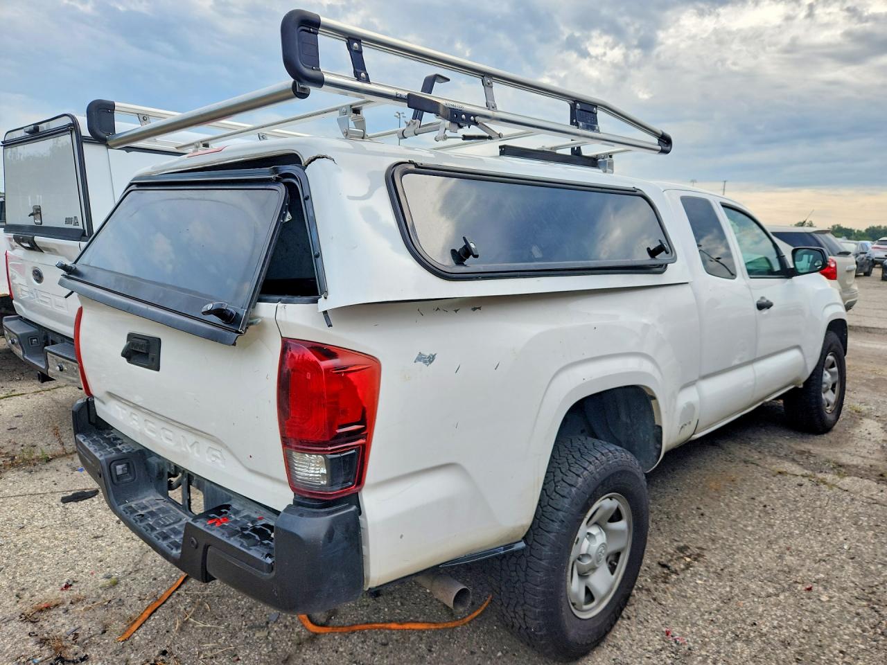 2023 TOYOTA TACOMA SR — снимка 3